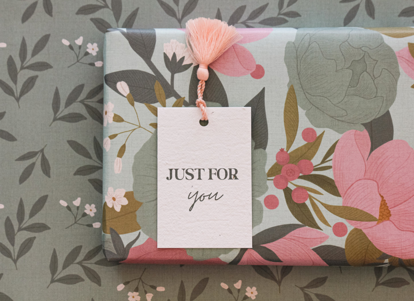 Merry Greetings Gift Tags 4 Pack Wholesale